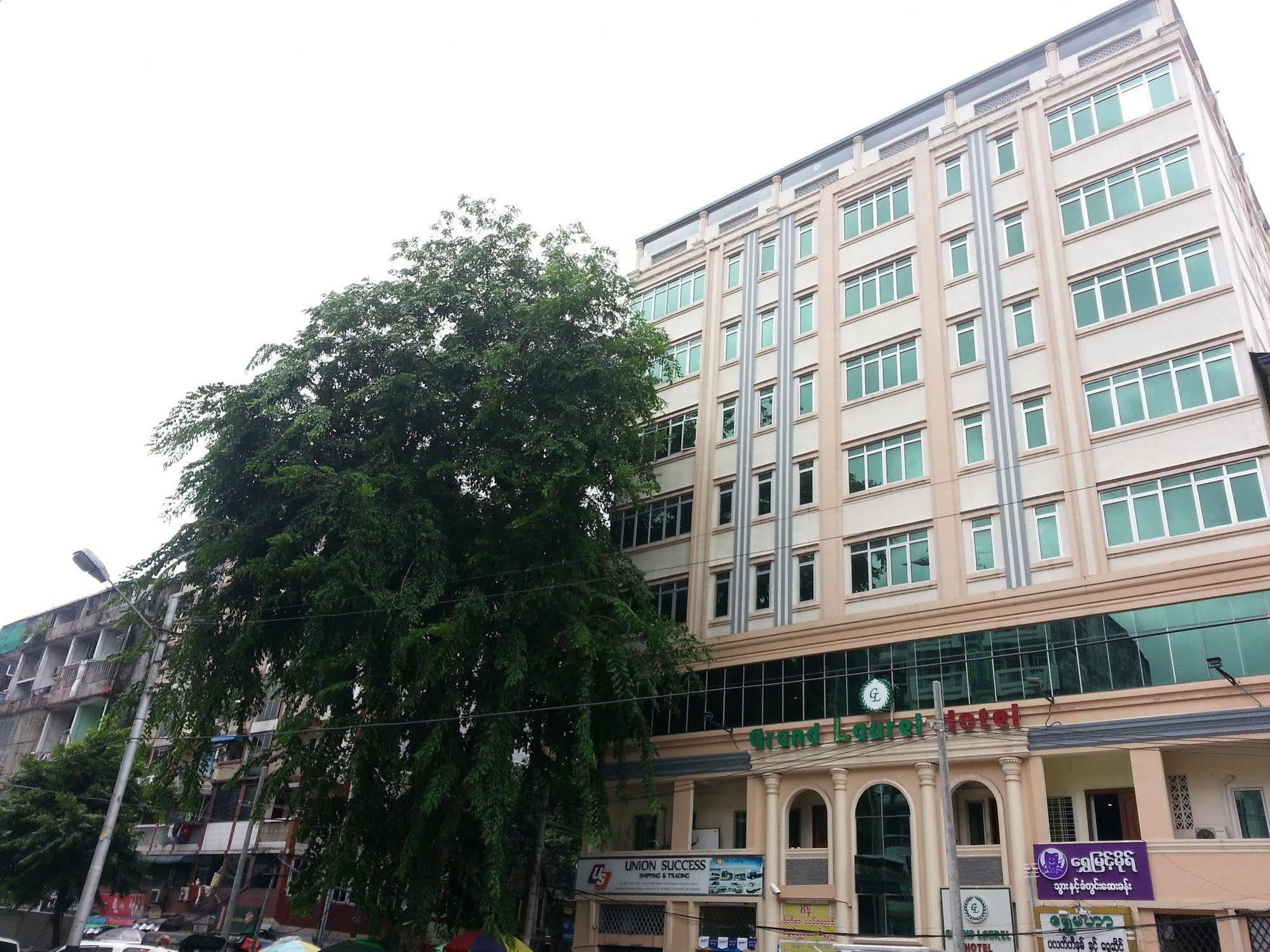 Grand Laurel Hotel Yangon Ngoại thất bức ảnh